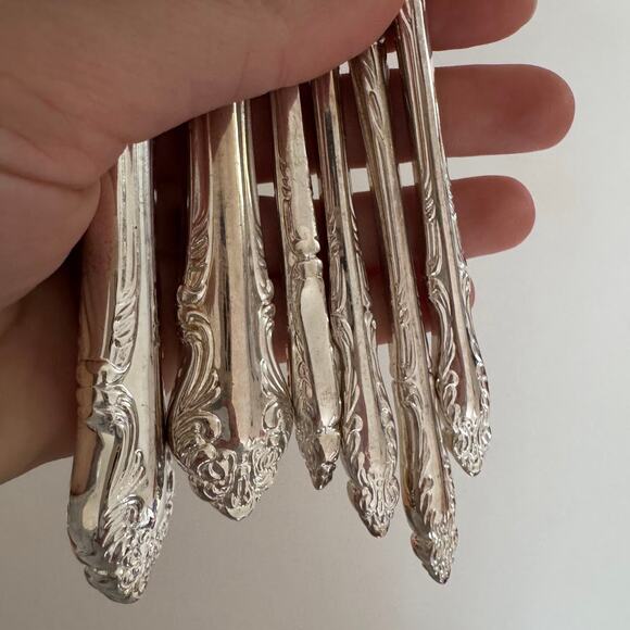Vintage Style Makeup Brushes with Silver Ornate Handles Set of 6 - Picture 4 of 5